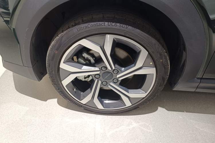 Used Lynk & Co 06 EM-P 2023 EM-P 126 Long-Range Halo