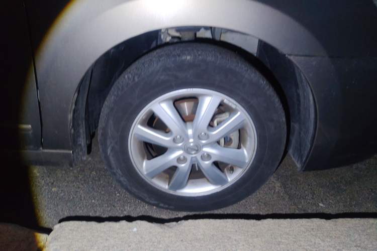 Used Nissan Sylphy 2016 Classic 1.6XE Automatic Leading Edition Right Front Wheel Hub