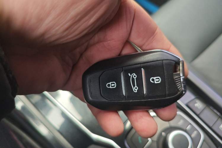 Used Peugeot 508 2013 2.3L Roland Garros Edition Vehicle Key