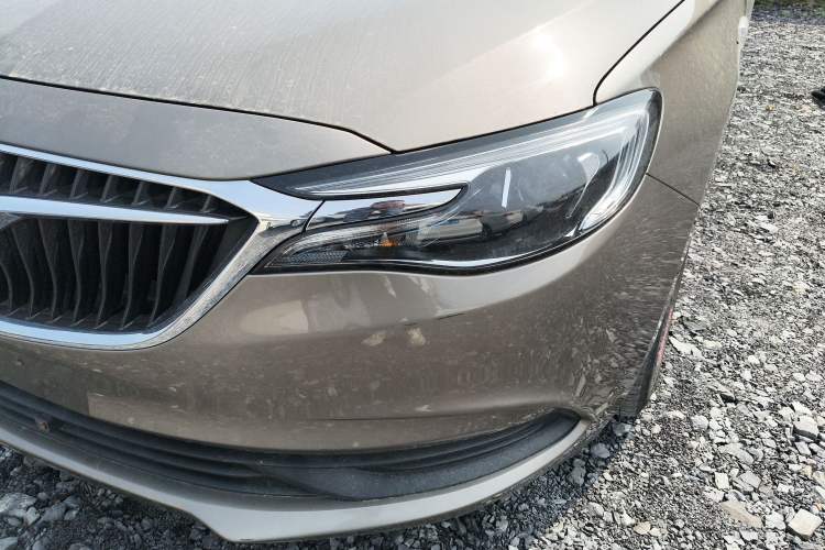 Used Buick GT 2019 15T Dual-Clutch Connected Elite Model China VI Left Front Headlight