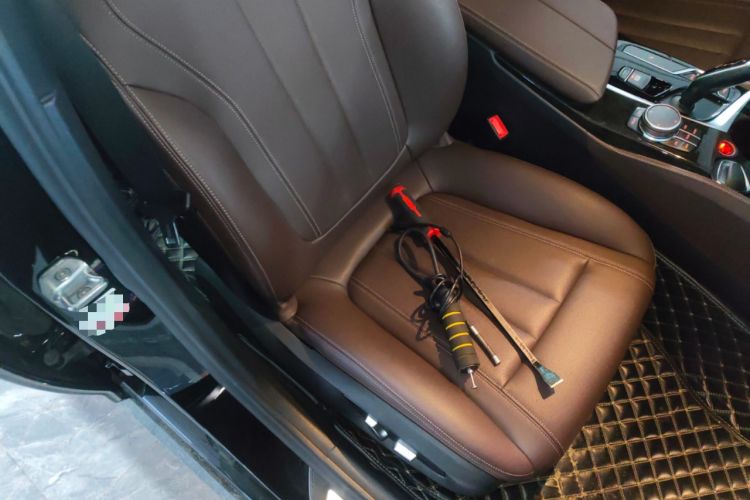 Used BMW 5 Series 2018 525Li M Sport Package Right Front Seat