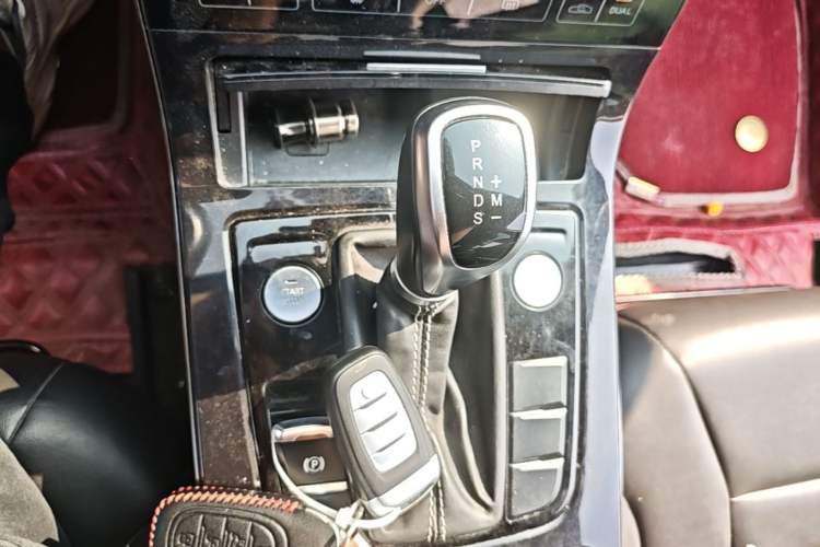 Used Hongqi H5 2019 30TD Dynamic Edition
