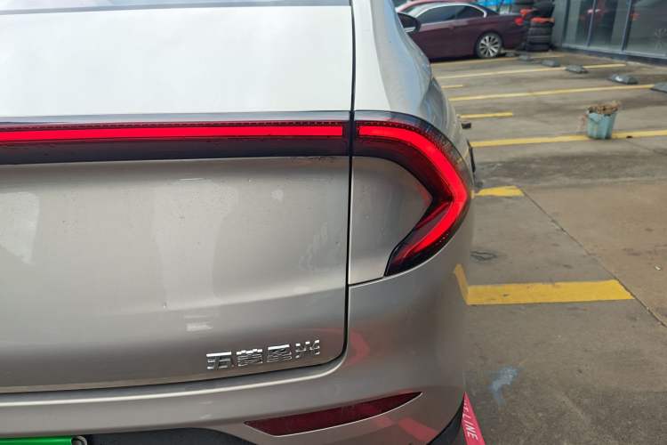 Used Wuling Xingguang 2024 Co-Creation Edition 510 Advanced Model