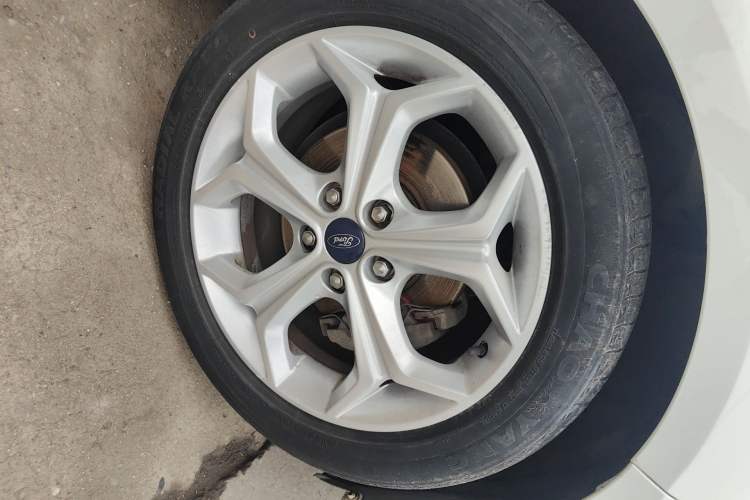 Used Ford Focus 2012 Hatchback 2.0L Automatic Luxury Sport Model
