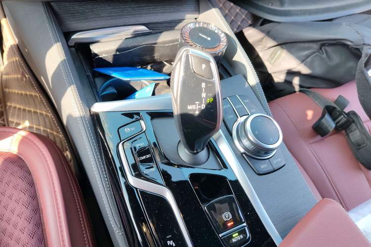 Used BMW 5 Series 2022 Restyled 530Li Leading Edition M Sport Package