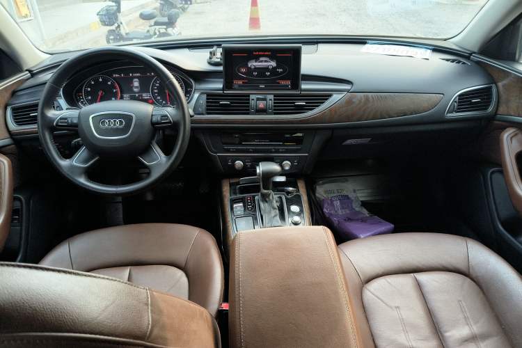 Used Audi A6L 2014 30 FSI Technology Model
