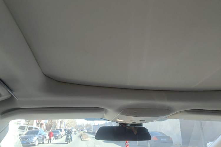 Used Ford Edge 2016 EcoBoost 245 Four-Wheel Drive Titanium Edition 7-Seater Headliner