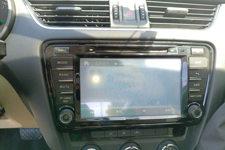 Used Skoda Octavia 2015 1.6L Automatic Yijie Edition