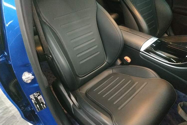 Used Mercedes-Benz C-Class 2022 Restyled C 260 L Sport Edition Right Front Seat