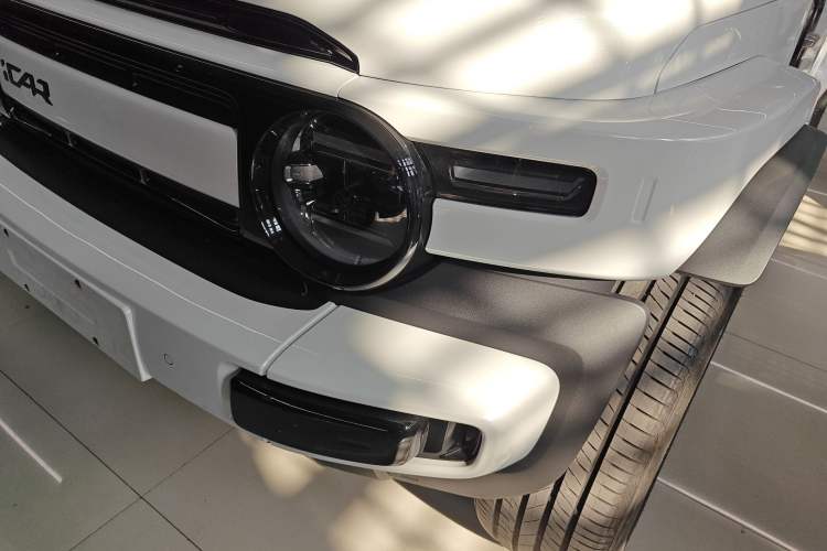 Used iCAR V23 2025 501 Four-Wheel Drive Advanced Version