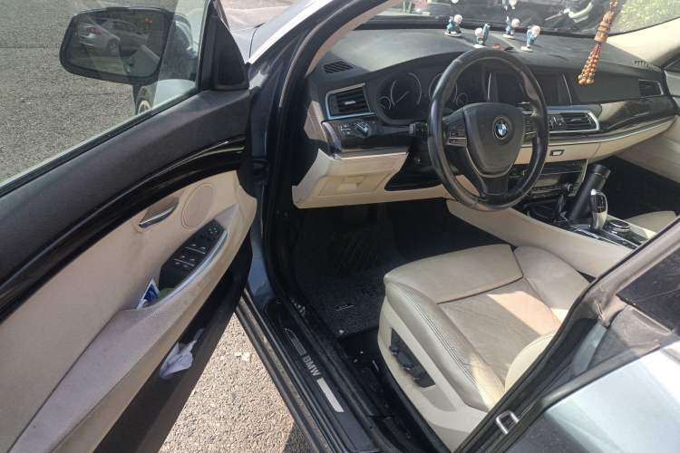 Used BMW 5 Series GT 2013 535i Leading Model Driver Seat