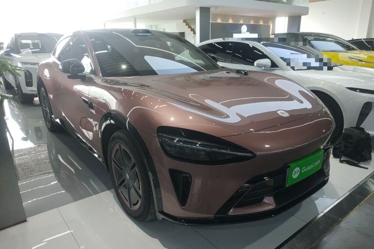 Used Xiaomi Auto YU7 2025 Ultra-Long Range High-Performance All-Wheel-Drive Max Edition Front Right 45 Deg