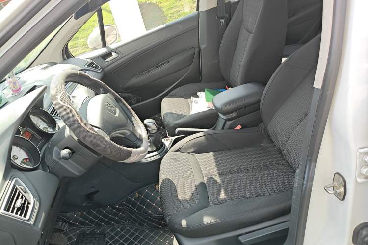 Used Peugeot 308 2014 Enjoy Edition Classic 1.6L Manual YouShang Model Left Front Seat