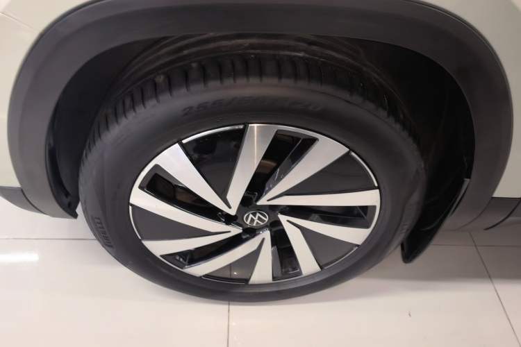 Used Volkswagen Teramont 2019 380TSI Four-Wheel Drive Comfort Edition China V Standard Left Front Wheel Hub