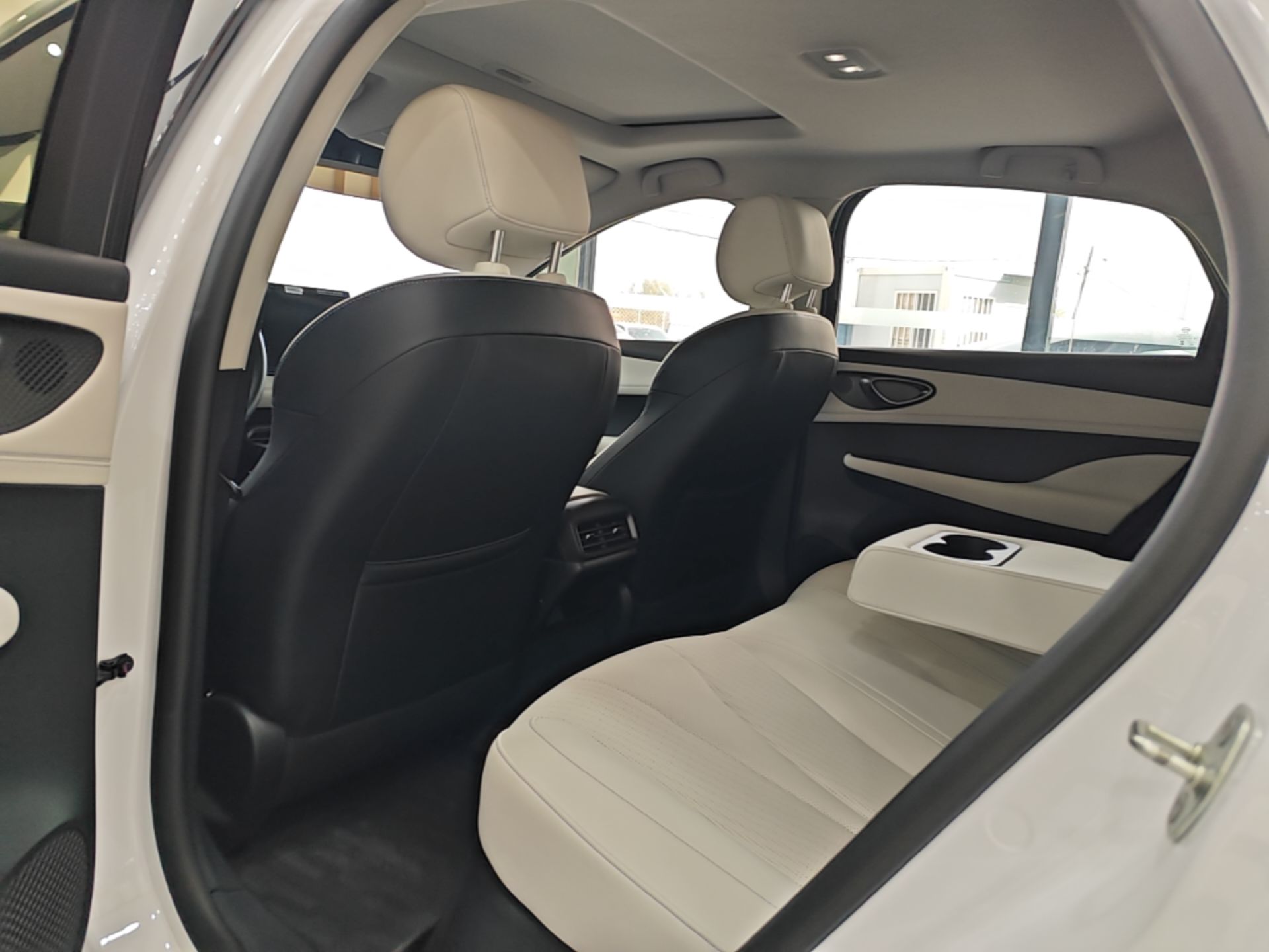 BYD Seal 05 DM-i 2025 DM-i Intelligent Drive 120KM Flagship Model — снимка 20