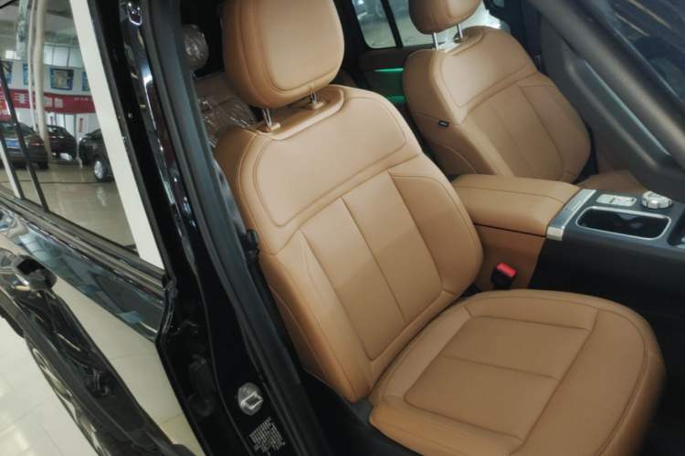 Used iCAR V27 2026 Model 200KM Four-Wheel Drive Falcon 500
