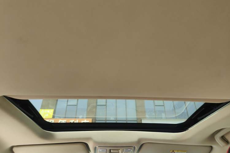 Used Geely Auto Vision X6 2018 1.8L Manual 4G Connect Luxury Edition
