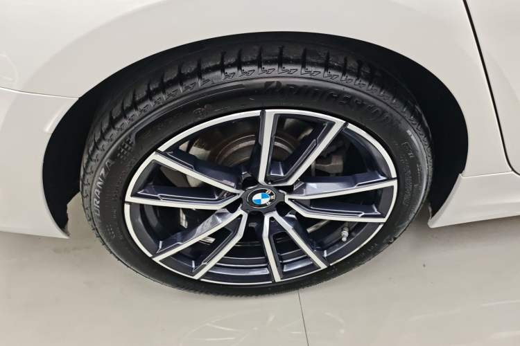 Used BMW 3 Series 2023 325Li M Sport Package Right Rear Wheel Hub