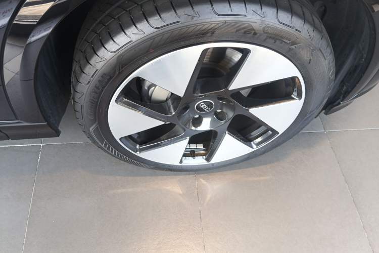 Used Audi Q6L e-tron 2026 First Launch Navigation Edition