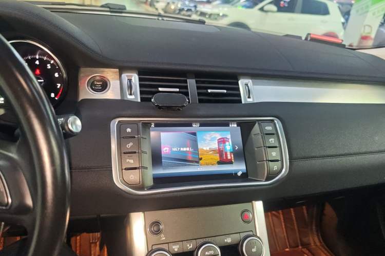 Used Land Rover Range Rover Evoque 2016 2.0T PURE Style Edition