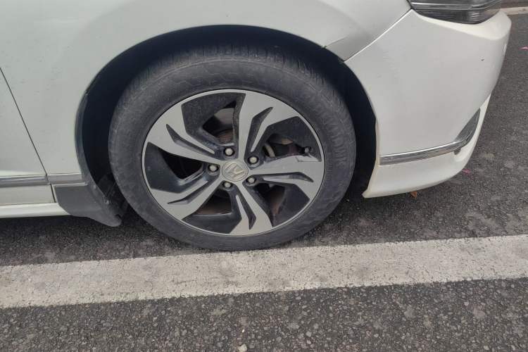 Used Honda Spirior 2015 2.4L Prestige Edition Right Front Wheel Hub