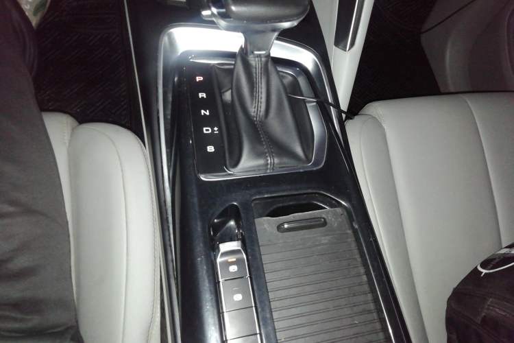 Used Baojun RS-5 2019 1.5T CVT Intelligent Driving Flagship Version China VI Emission Standard
