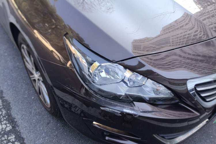 Used Peugeot 408 2015 1.2T Automatic Luxury Edition Right Front Headlight