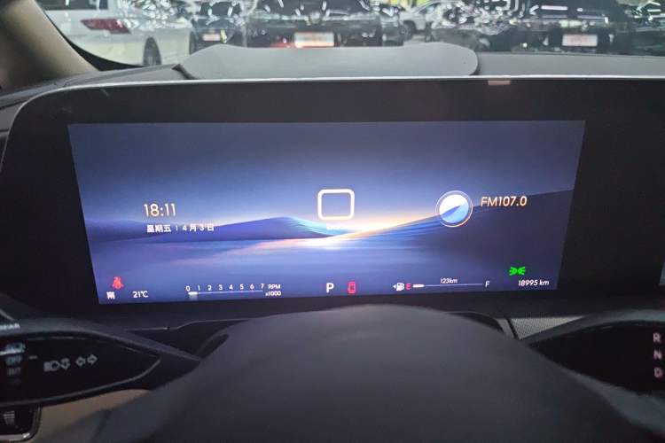 Used Buick GL8 2025 Model Land Executive Class First-Adoption Edition
