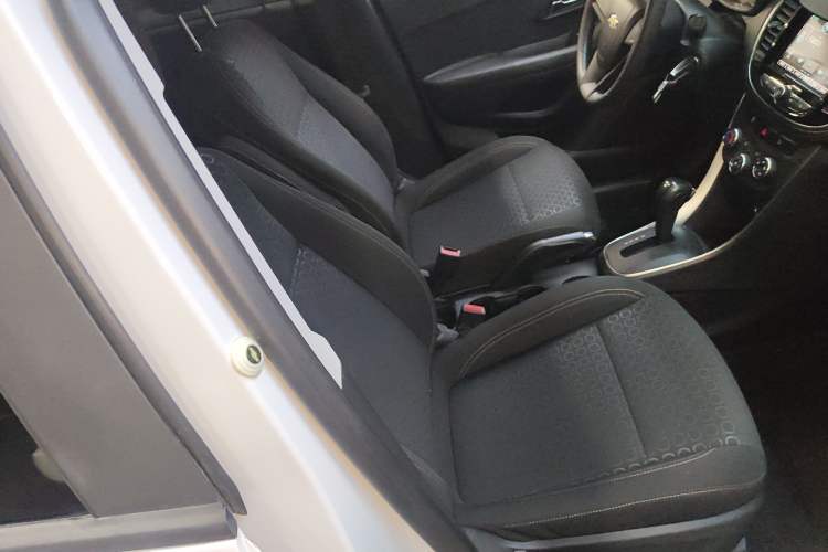 Used Chevrolet Trax 2018 330T Automatic Two-Wheel Drive Elite Model