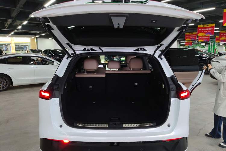 Used XPeng G9 2025 625 Long-Range Max
