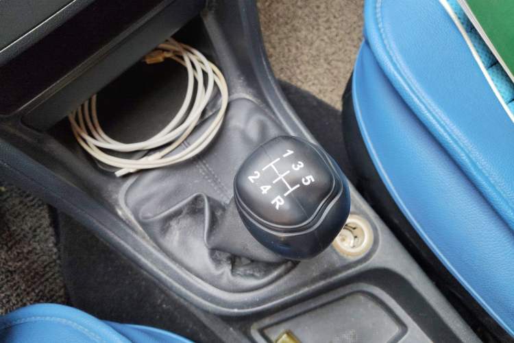 Used Peugeot 308 2014 Enjoy Edition Classic 1.6L Manual YouShang Model Gear Lever