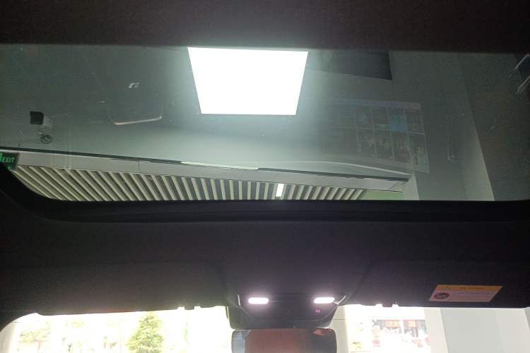 Used Li Auto L8 2025 Max Smart Refresh Edition