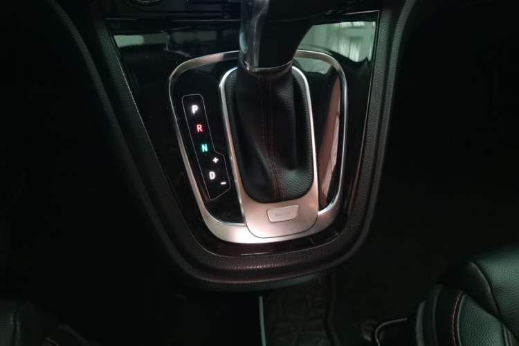 Used Haval H6 2017 Classic Edition 1.5T Automatic Two-Wheel Drive Elite Model
