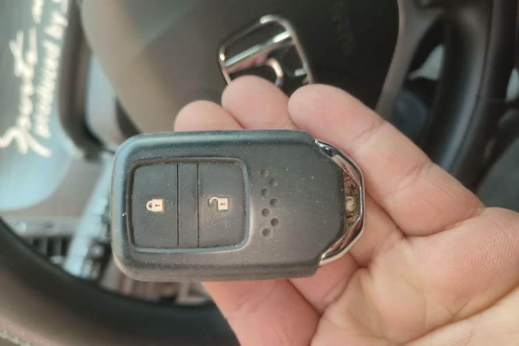 Used Honda Jade 2016 1.8L Automatic Comfort Elite Version 5 Seats
