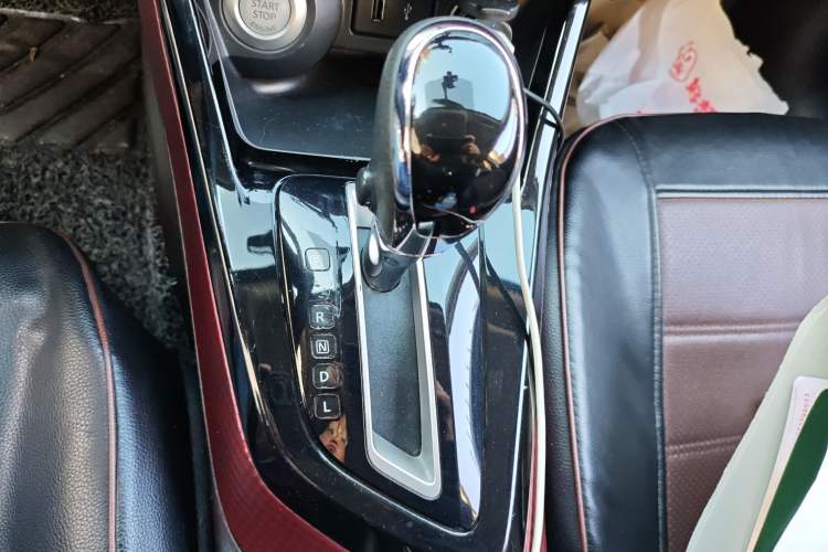 Used Nissan Lannia 2019 1.6L CVT Smart Connect Smart Cool Version China VI Standard