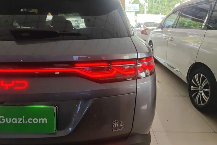 Used BYD Song L DM-i 2025 Intelligent Driving Version 112 km Beyond-Range Type
