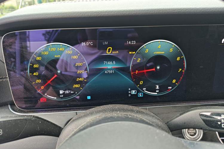 Used Mercedes-Benz E-Class 2023 E 260 L
