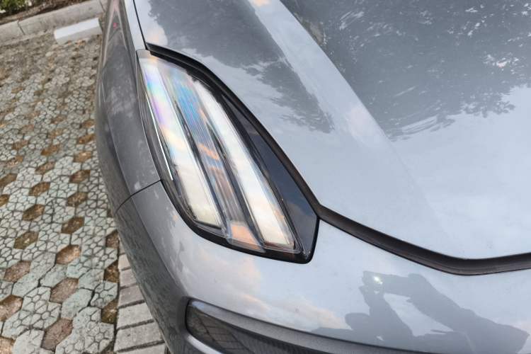 Used Lynk & Co 09 2021 2.0T Halo Six-Seater
