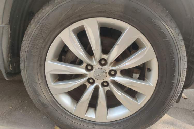 Used Kia Sorento 2012 2.4L Gasoline Comfort Edition
