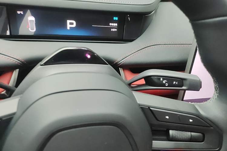 Used Xiaomi Auto SU7 2024 Rear-Drive Long-Range Intelligent Driving Version
