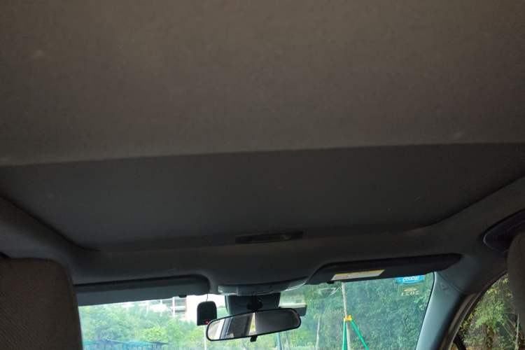 Used Toyota Levin 2019 Dual-Engine 1.8H E-CVT Luxury Edition China VI Standard
