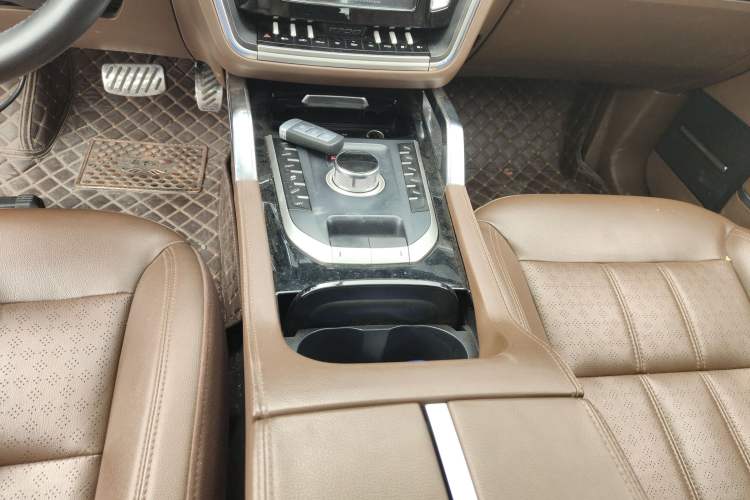 Used Zotye T700 2017 1.8T Dual-Clutch Luxury Model