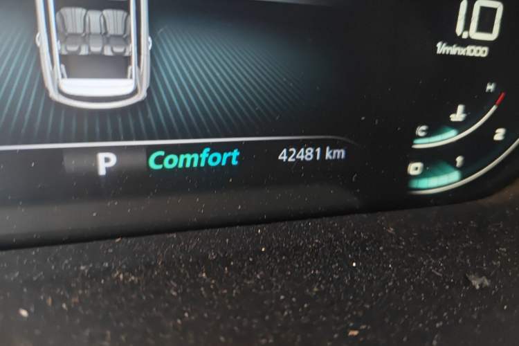 Used Roewe RX5 MAX 2019 300TGI Automatic 4G Connect Luxury Edition
