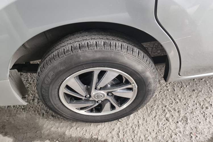 Used Nissan NV200 2016 Revised Version 1.6L CVT Luxury Edition
