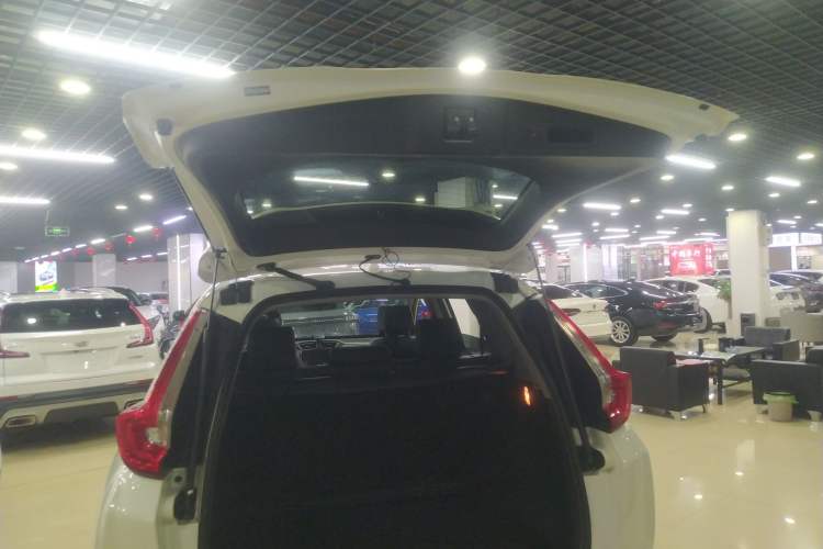 Used Honda CR-V 2017 240TURBO CVT Front-Wheel Drive Fashion Edition