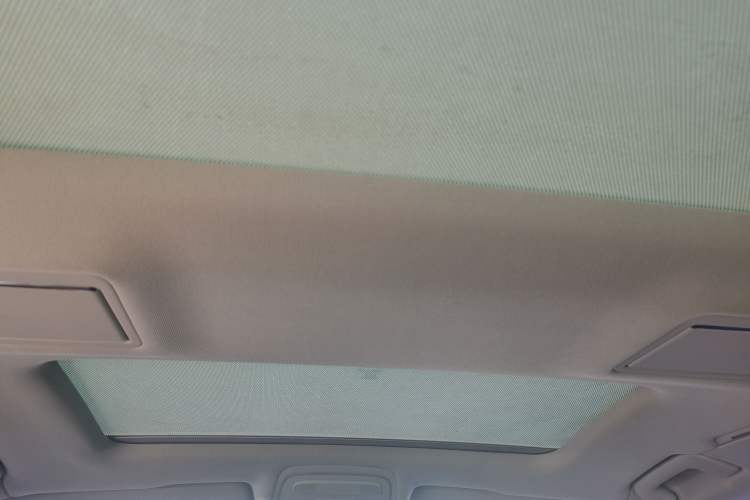 Used Audi A8 2013 A8L 45 TFSI quattro Comfort model
