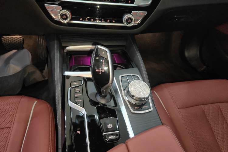 Used BMW 5 Series 2022 Restyled 530Li Leading Edition M Sport Package
