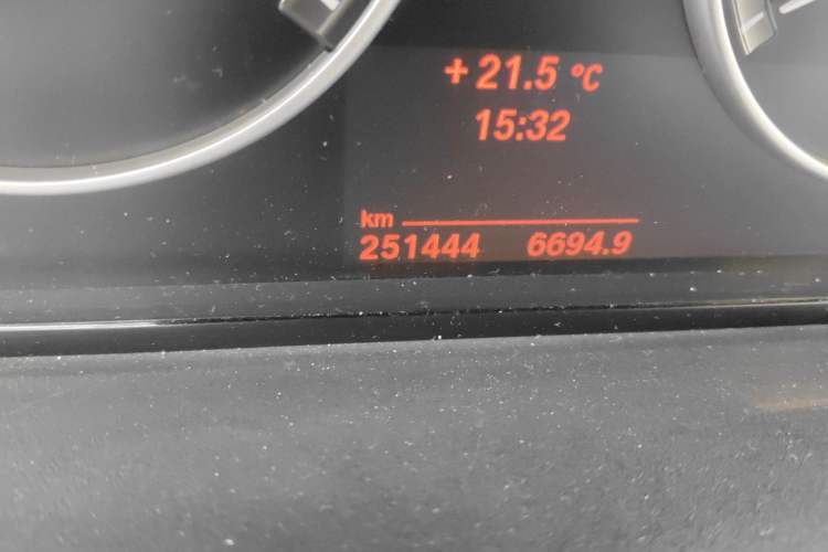 Used BMW X3 2013 xDrive28i Luxury Model Odometer Close Up