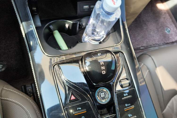 Used BYD Han 2022 DM-i 121KM Prestige Model