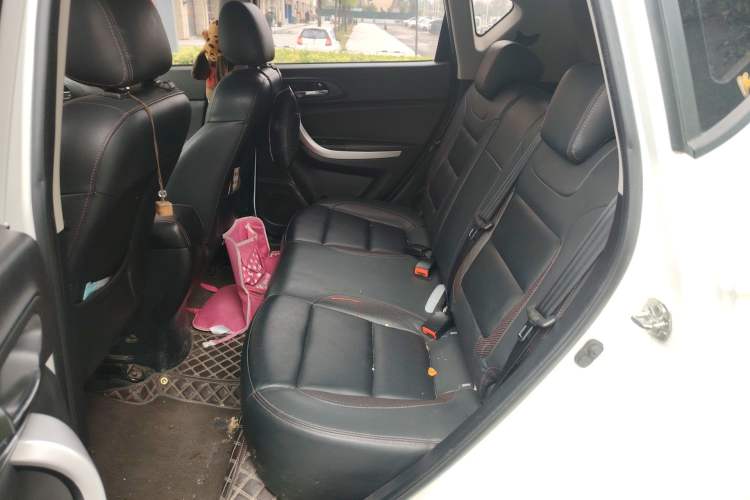 Used CHANGAN CS35 2016 1.6L Manual Luxury Model China V Standard Left Rear Seat